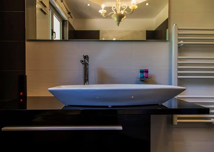 Maria & George Apartment