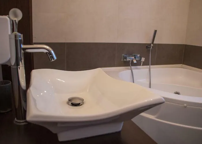 Maria & George Apartment