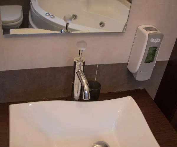 Maria & George Apartment *